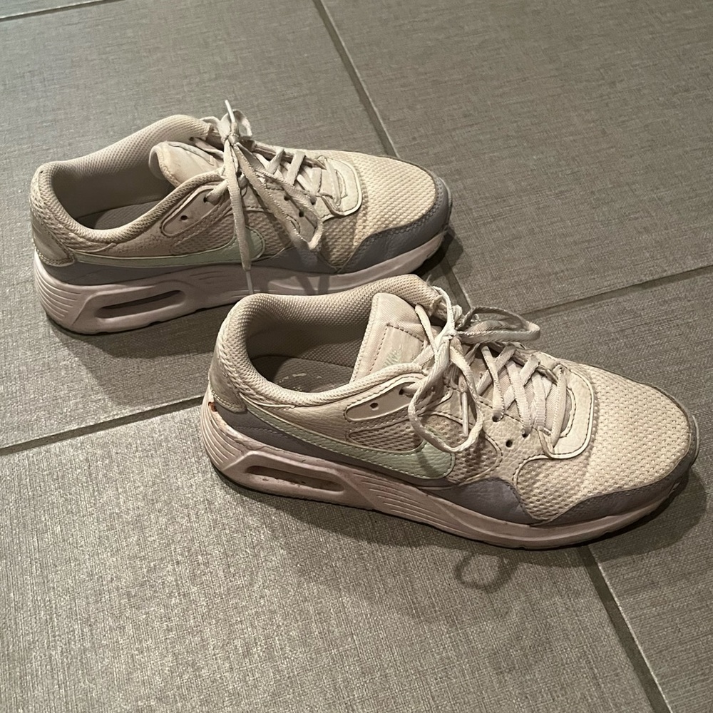 COPY - nike sneakers
